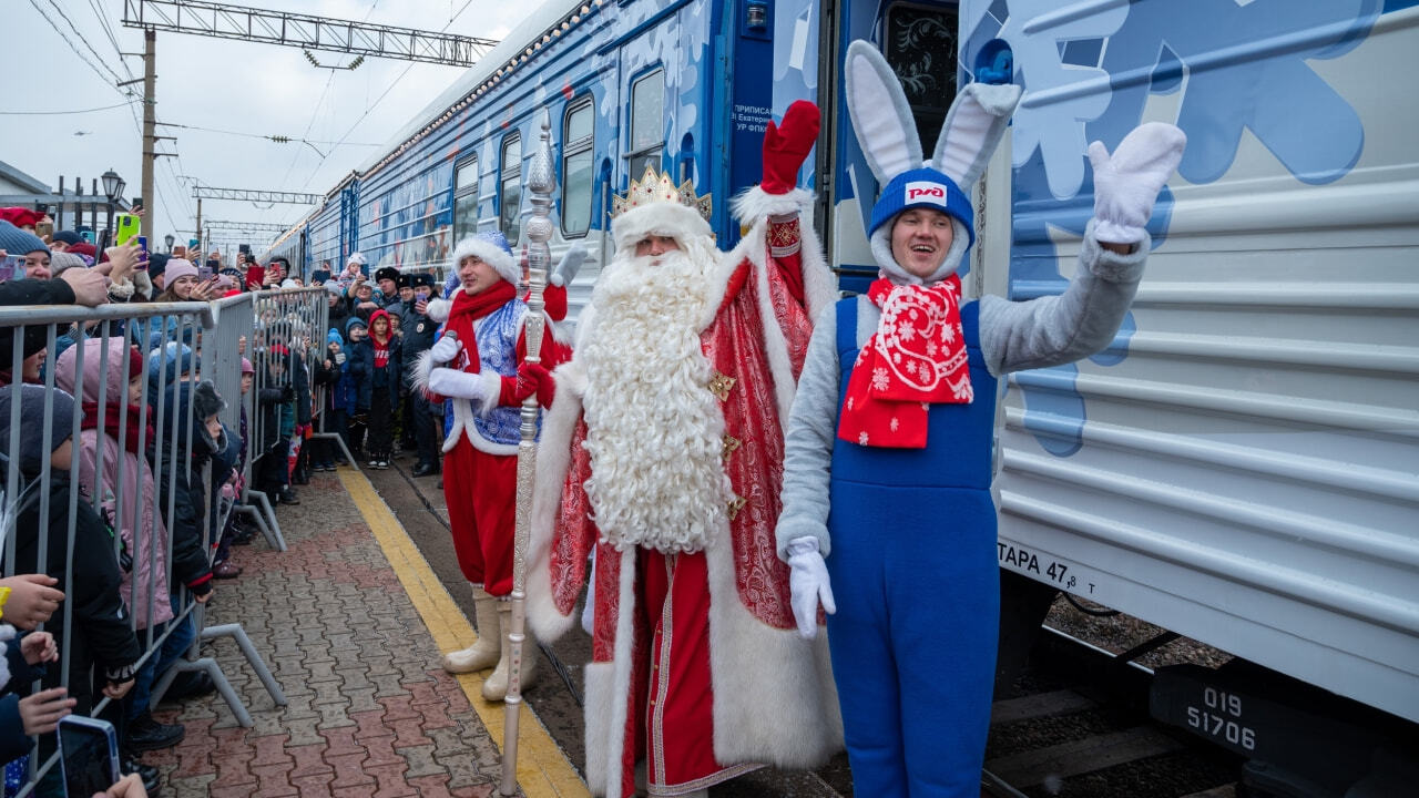 новогодний вокзал