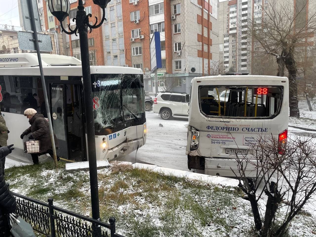 Пробки сковали Хабаровск из-за снегопада (ОНЛАЙН; ОБНОВЛЕНИЕ; ФОТО; ВИДЕО)  — Новости Хабаровска