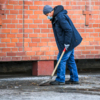 Дворы и тротуары были почищены хуже — newsvl.ru