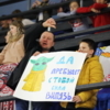На игру пришли молодые гандболисты и их родители — newsvl.ru