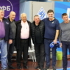 Фото на память с главным тренером «Скифа» Романом Фитилёвым (второй справа) — newsvl.ru