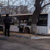 Сейчас автобус с переезда уже убрали — newsvl.ru