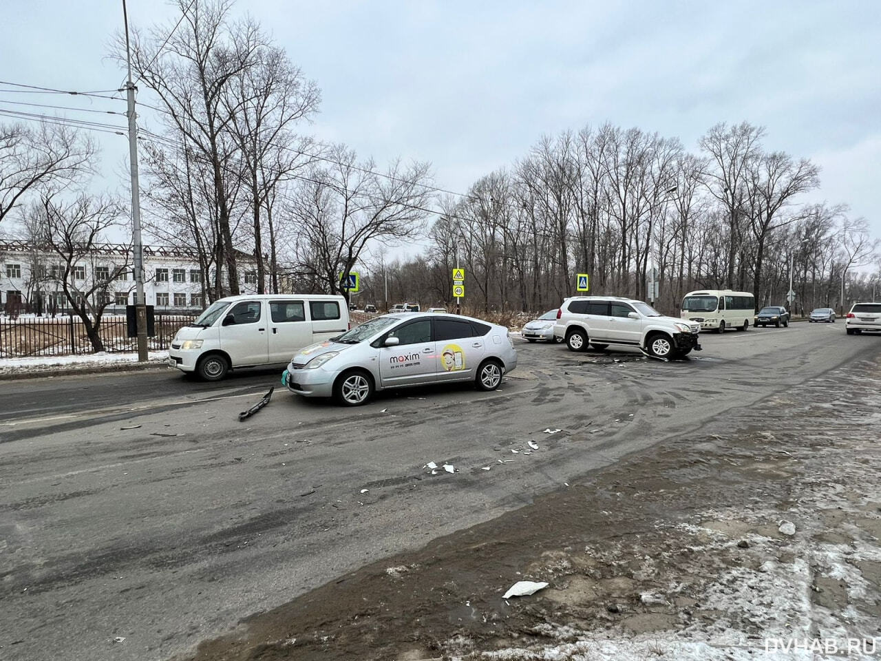 Машину со студентами протаранила автомобилистка в поселке Горького (ФОТО) —  Новости Хабаровска