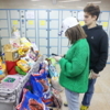 Благотворительная акция помощи бездомным животным прошла во время хоккейного матча между «Адмиралом» и «Амуром» — newsvl.ru