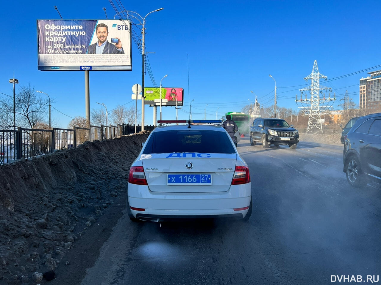 Лобовое стекло пробил водитель Allion после столкновения с автобусом (ФОТО)  — Новости Хабаровска