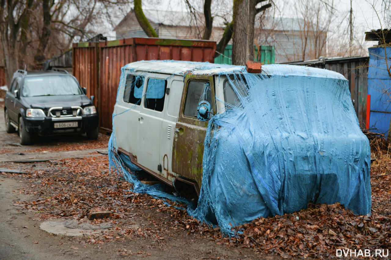 Движимая «недвижимость»: что делать с брошенным во дворах автохламом (ФОТО)  — Новости Хабаровска