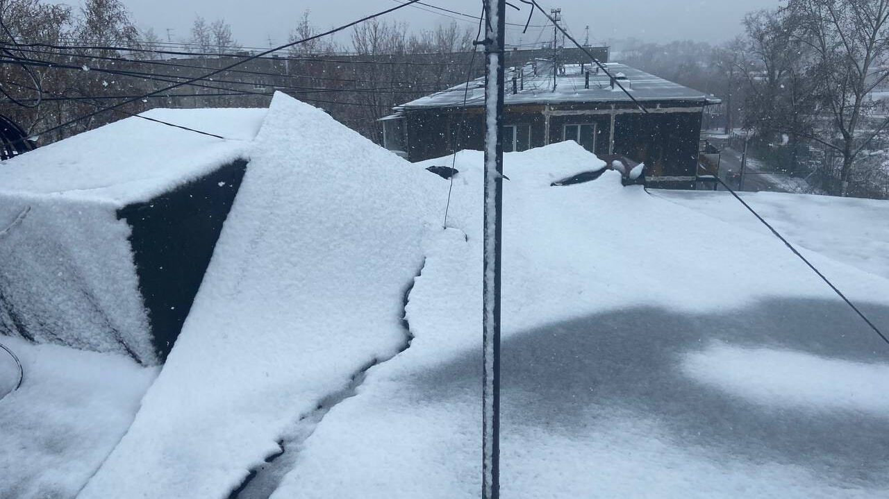 В лампочках вода: в квартирах хабаровчан пошел дождь (ОБНОВЛЕНИЕ; ВИДЕО) —  Новости Хабаровска