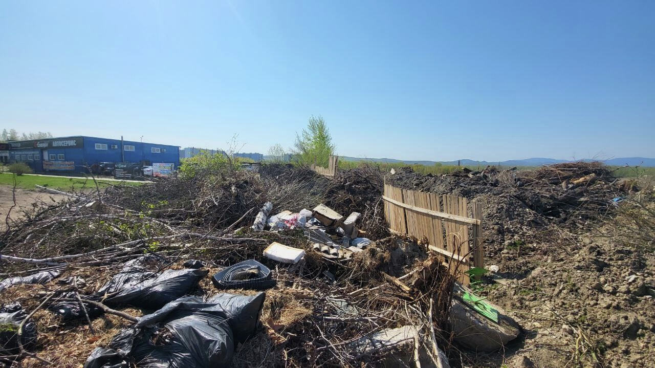 В мусоре утонула дорога на Прогрессивной (ФОТО) — Новости Хабаровска