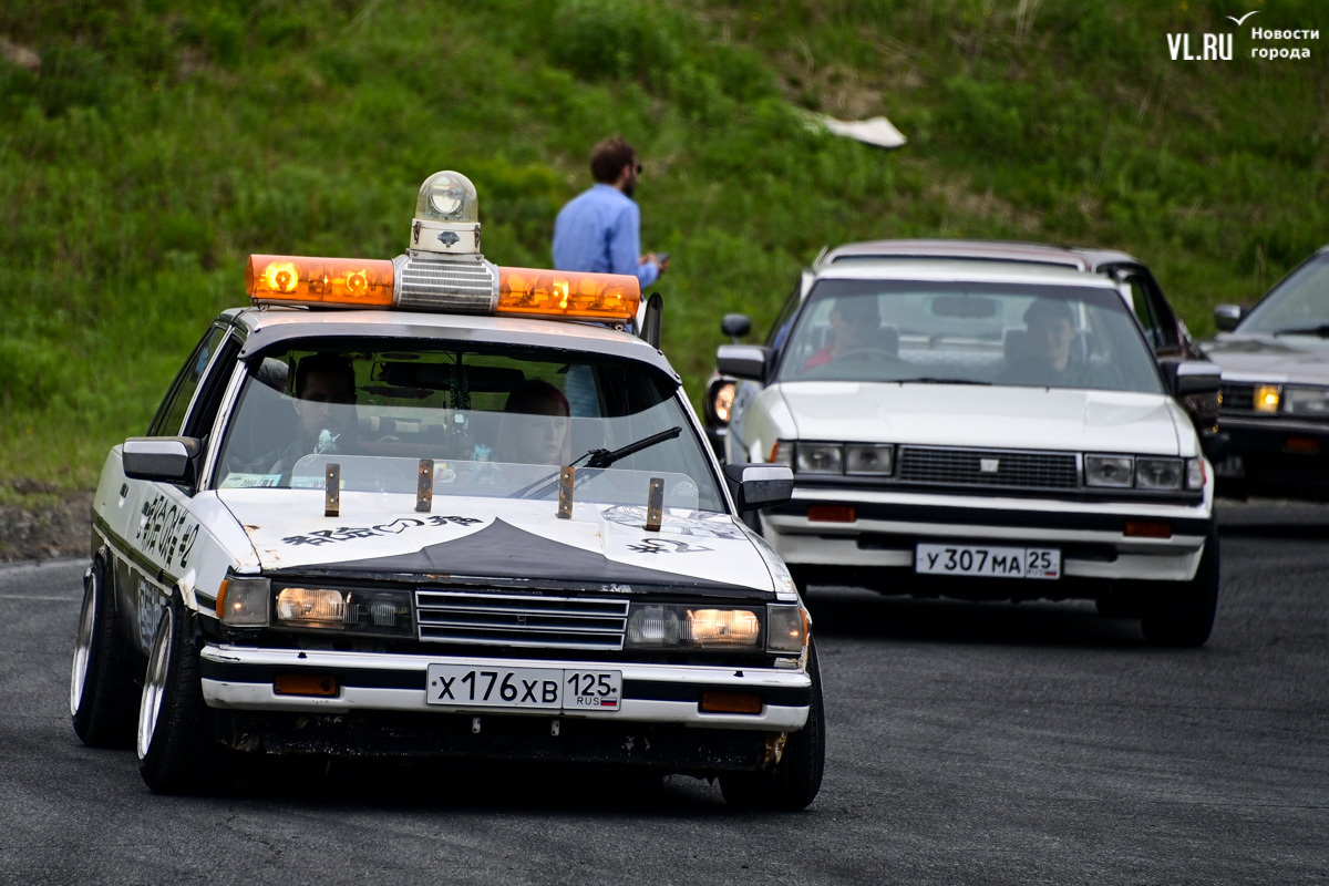 Любители раритетных японских автомобилей открыли сезон JDM Oldschool Cars  во Владивостоке (ФОТО) – Новости Владивостока на VL.ru