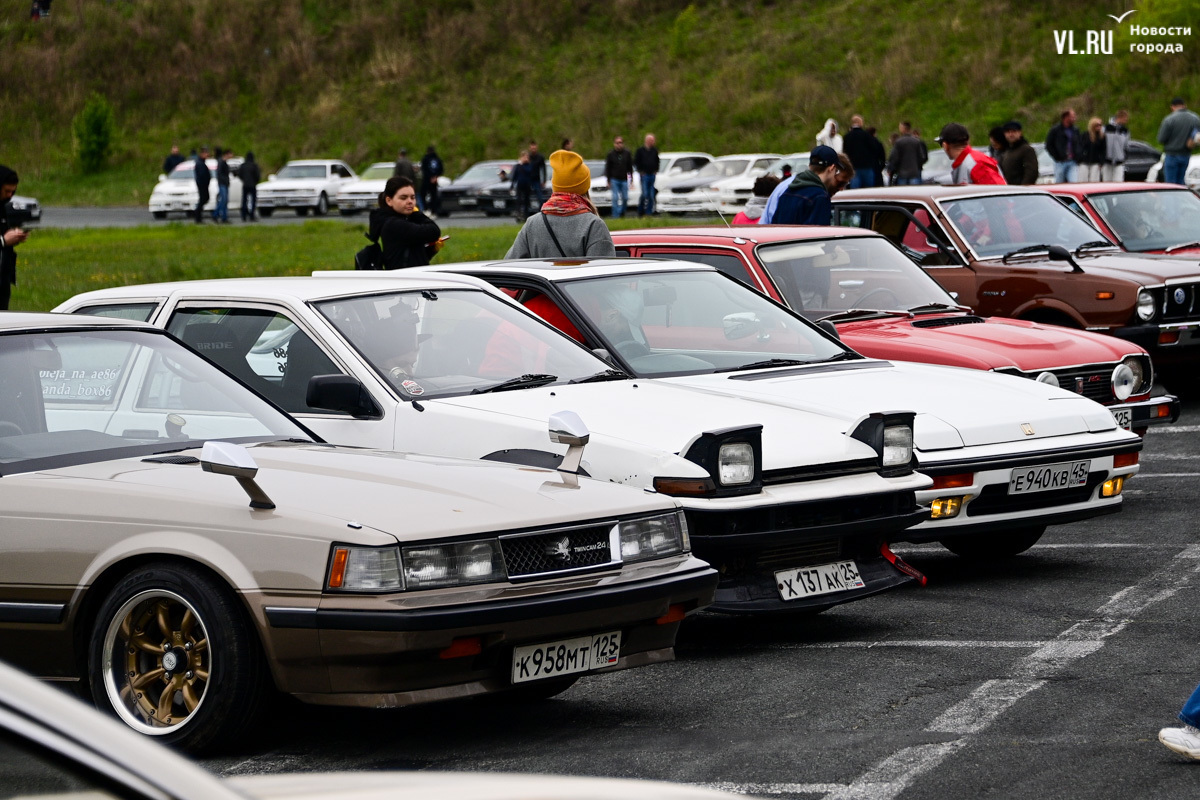 Любители раритетных японских автомобилей открыли сезон JDM Oldschool Cars  во Владивостоке (ФОТО) – Новости Владивостока на VL.ru