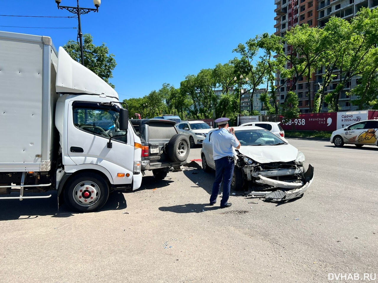 Пассажирка такси разбила голову в ДТП на Воронежской (ФОТО) — Новости  Хабаровска