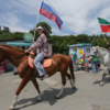 Здесь был и небольшой парад на лошадях с флагами — newsvl.ru