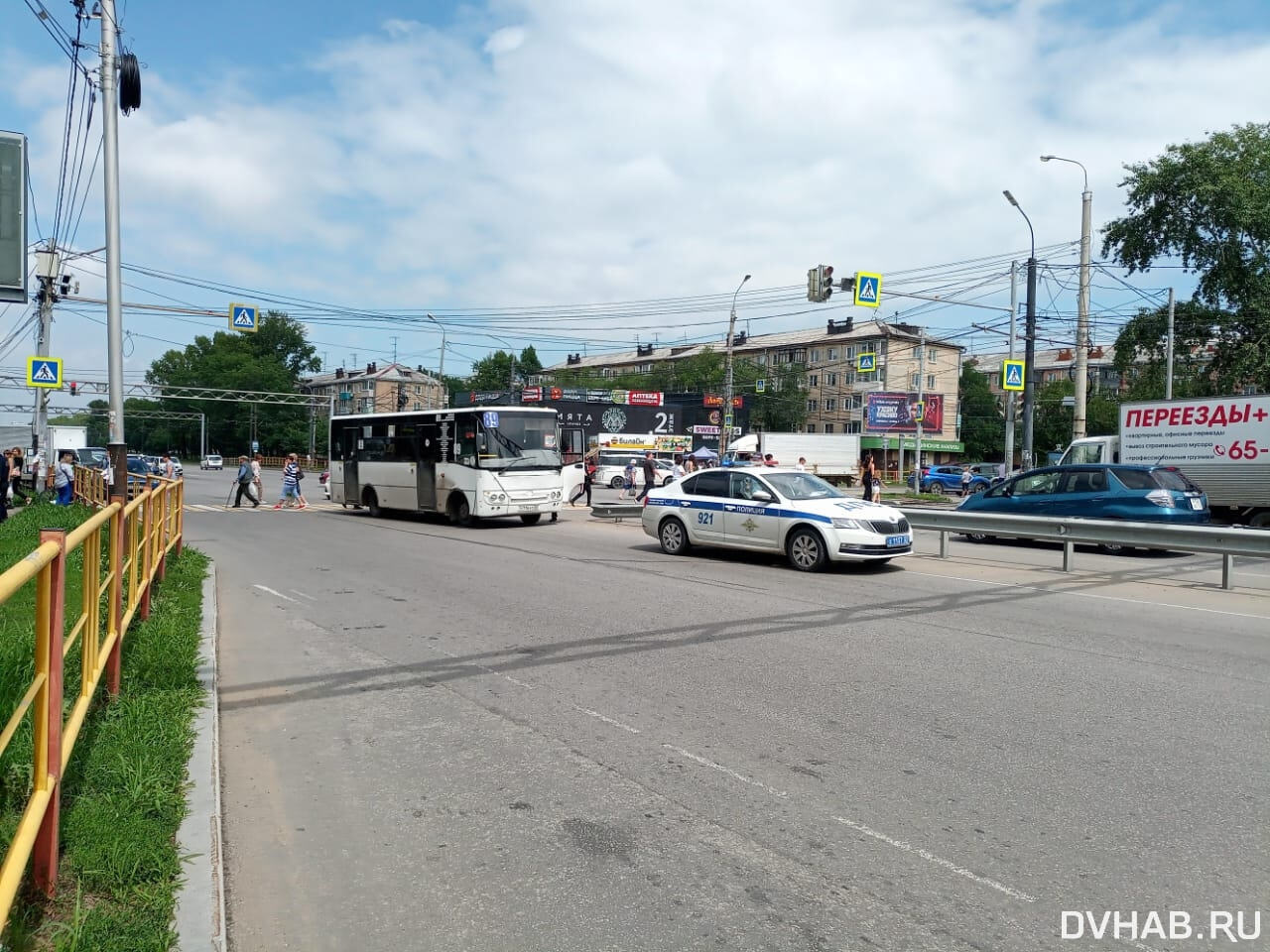 Инвалида в коляске «сбил» автобус на Краснореченской (ФОТО) — Новости  Хабаровска