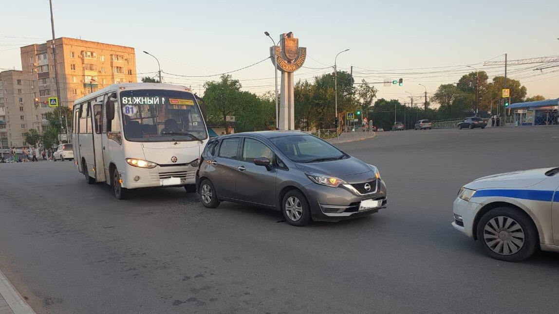 Фото на хабаровской улице