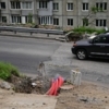 Из-за ямы на Котельникова уже несколько дней пробки — newsvl.ru