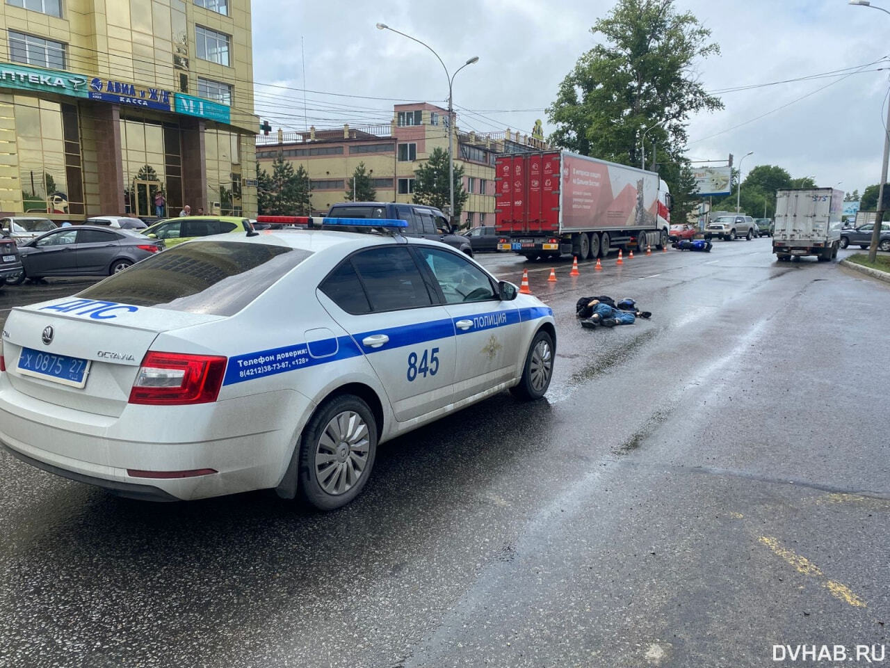 Мотоциклист погиб в ДТП с грузовиком на Восточном шоссе (ОБНОВЛЕНИЕ; ФОТО;  18+) — Новости Хабаровска