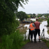 Дорожные рабочие не только с Уссурийска, но и других городов, помогают в ликвидации последствий наводнения — newsvl.ru