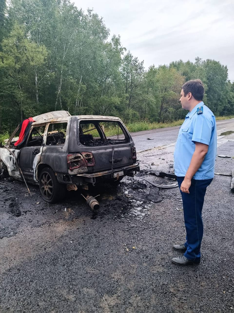 Три человека сгорели в Subaru после лобового столкновения (ФОТО) — Новости  Хабаровска