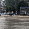 Из-за воды дети не могут нормально дойти до школы — newsvl.ru