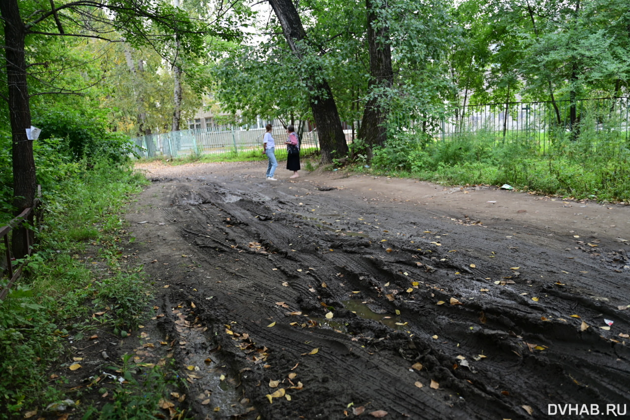 Строительство школьного спорткомплекса не успели закончить к учебному году  (ФОТО; ВИДЕО) — Новости Хабаровска