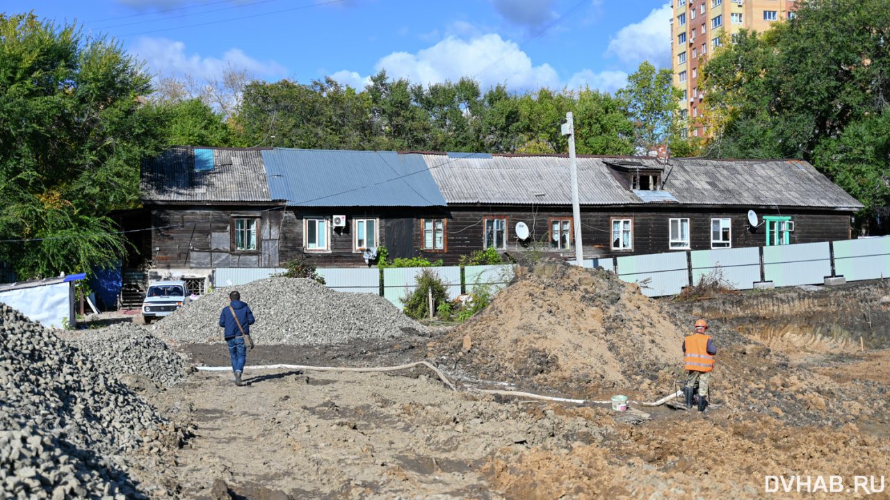 Посреди стройплощадки: дом на Льва Толстого продали вместе с жильцами  (ФОТО; СХЕМЫ) — Новости Хабаровска