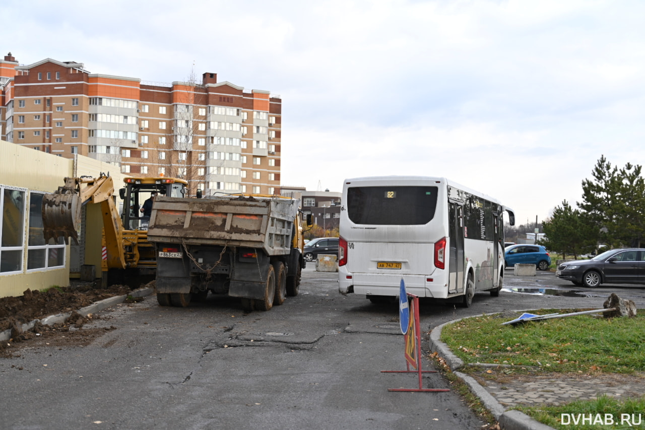 Бой за парковку: на Ореховой сопке пассажиры вступились за автобусников  (ФОТО) — Новости Хабаровска