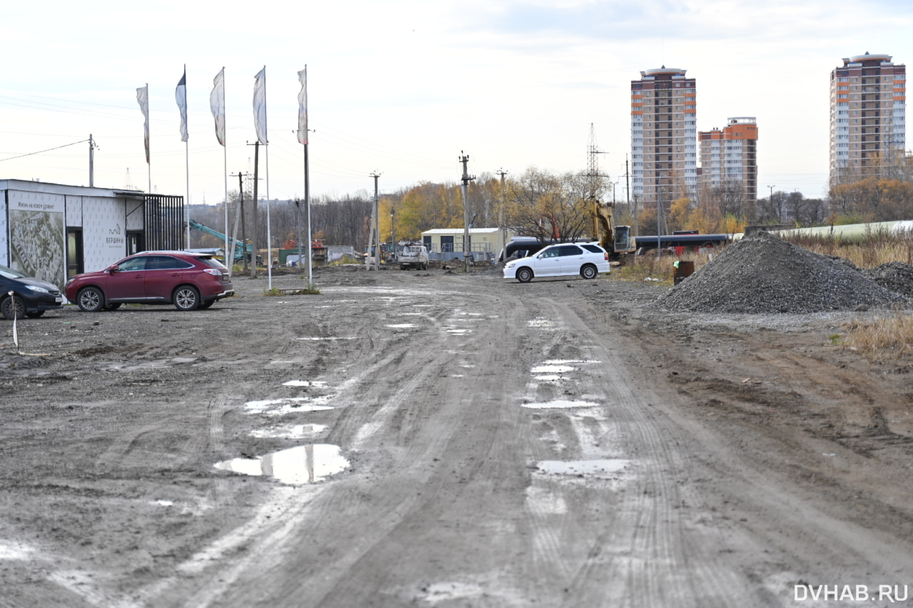 Тротуаров не хватает жителям ЖК «Вершины» (ФОТО) — Новости Хабаровска