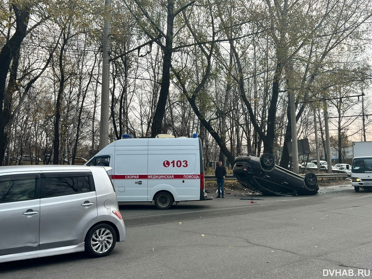 Масштабная пробка образовалась на проспекте из-за перевернувшегося Hyundai  (ФОТО) — Новости Хабаровска