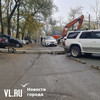 На Партизанском проспекте рабочие уронили фонарный столб и перекрыли движение