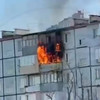 На улице Котельникова во Владивостоке сгорело два балкона (ВИДЕО)