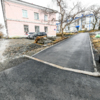 Тротуар теперь идёт и вдоль дома на Нестерова, 7 — newsvl.ru