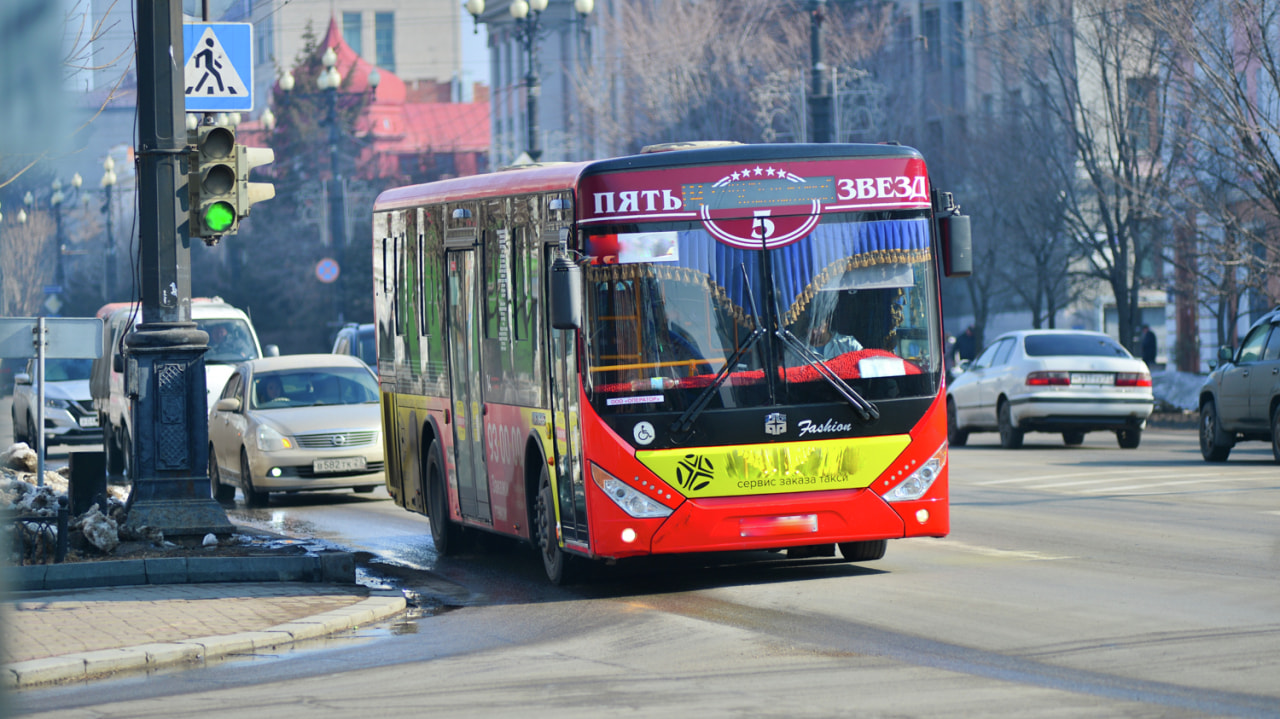 Цена на проезд в популярных автобусах вырастет до 50 рублей (ПЕРЕКЛИЧКА) —  Новости Хабаровска