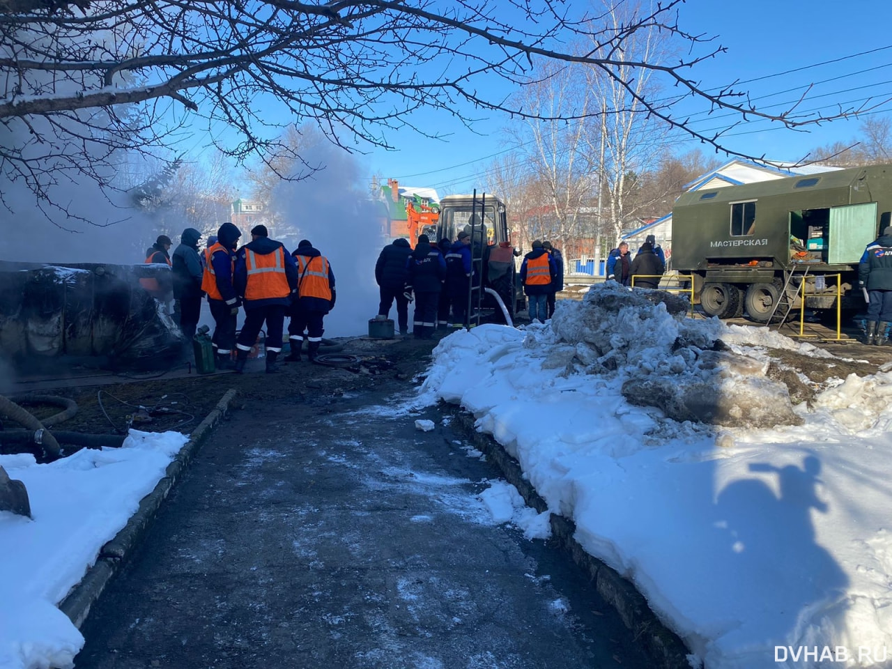 Движение по Некрасова ограничили из-за аварии на теплотрассе (ФОТО; КАРТА;  ОБНОВЛЕНИЕ) — Новости Хабаровска