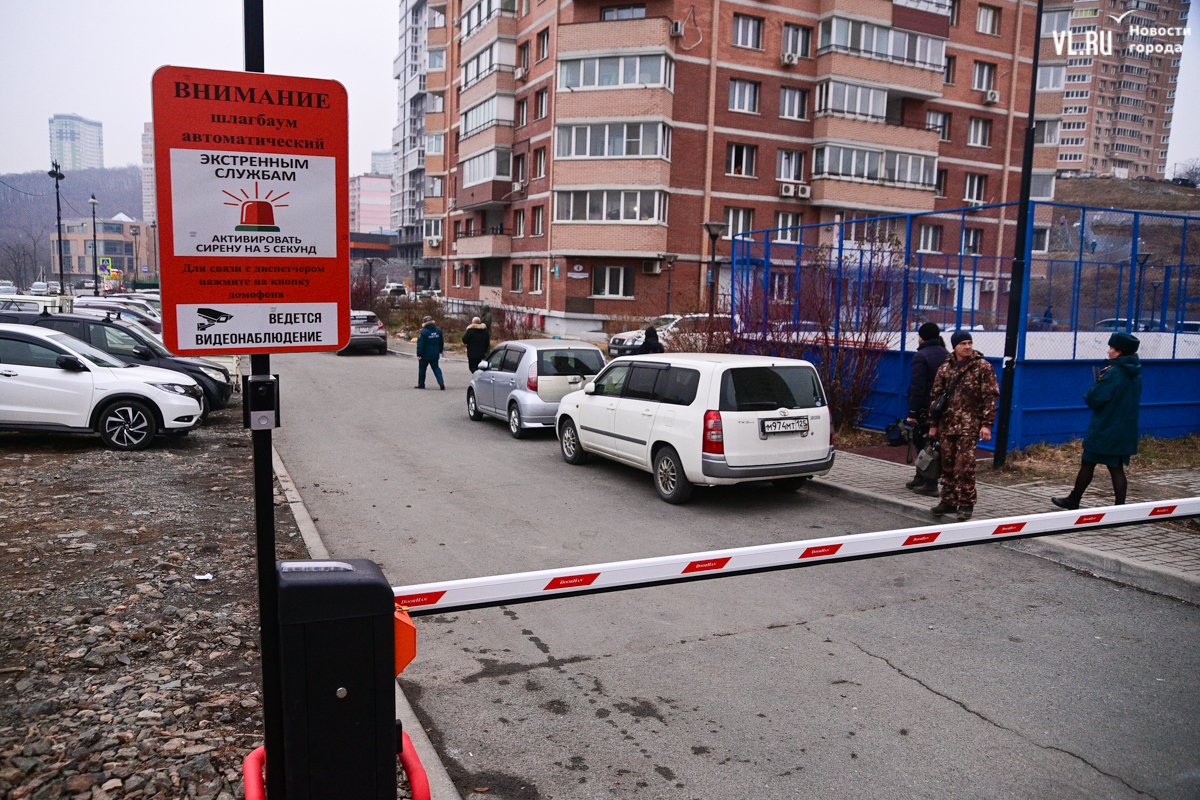 Учебный рейд провели пожарные в Снеговой Пади – к двум домам цистерна и  автолестница подъехать не смогли (ФОТО; ВИДЕО) – Новости Владивостока на  VL.ru