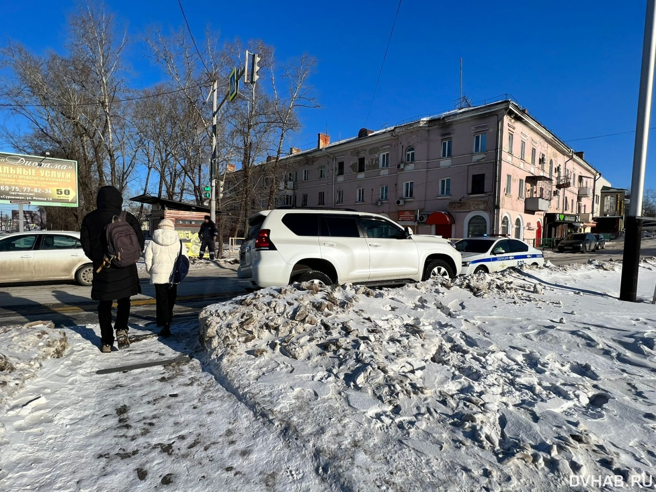 Восьмилетнюю девочку сбил Land Cruiser Prado на Репина (ФОТО) — Новости  Хабаровска