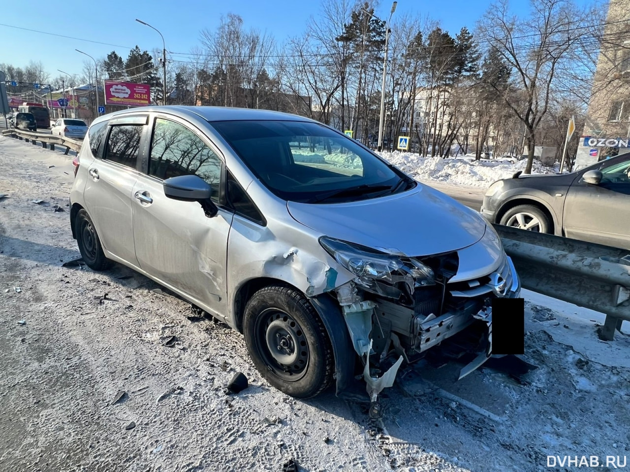 Nissan Note и Toyota Ist столкнулись на Краснореченской (ФОТО) — Новости  Хабаровска