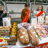 Невозможно не заметить огромную булку хлеба за 835 рублей — newsvl.ru