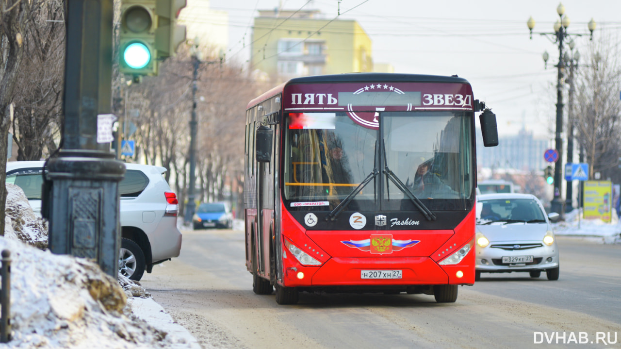 Перевозчик выплатит компенсацию высаженному из автобуса пассажиру — Новости  Хабаровска