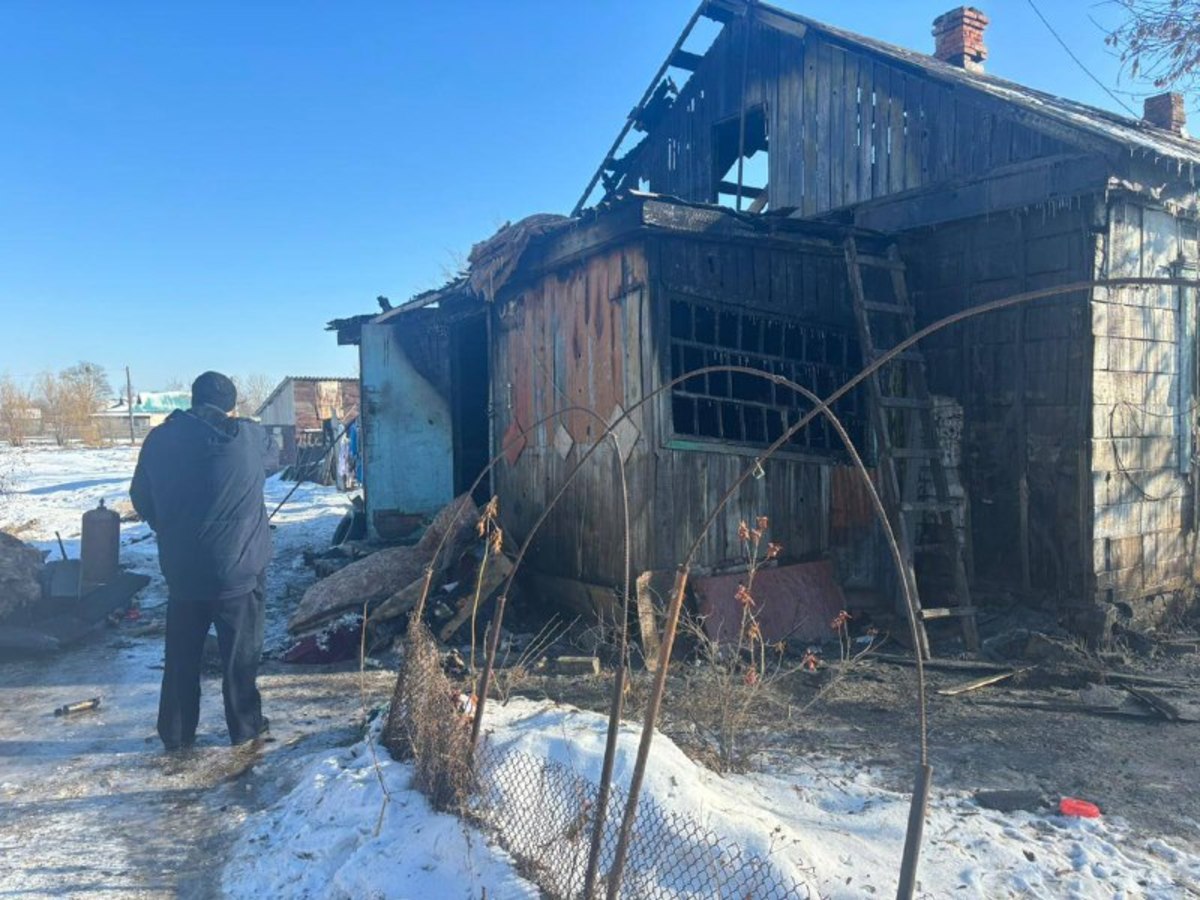 На пожаре в Черниговке погибли трое человек, в том числе маленький ребёнок  – Новости Владивостока на VL.ru