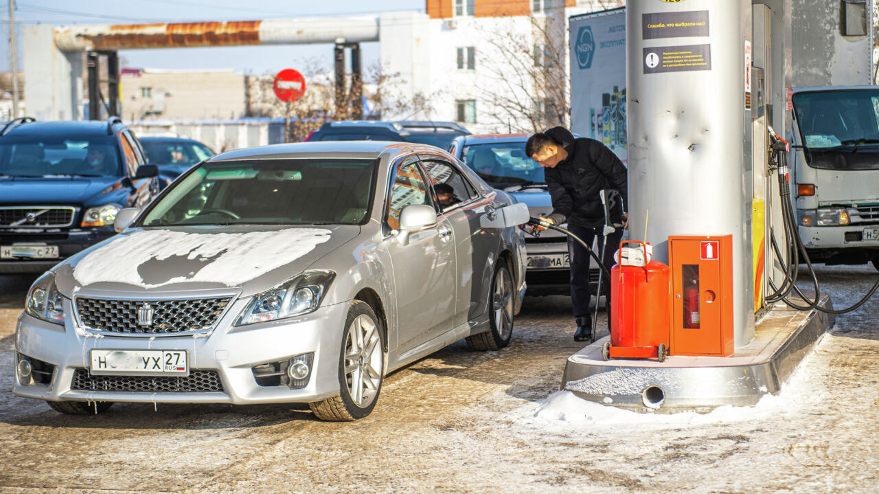 Новогодний подарок: цены на бензин снова выросли на «Роснефти» — Новости  Хабаровска