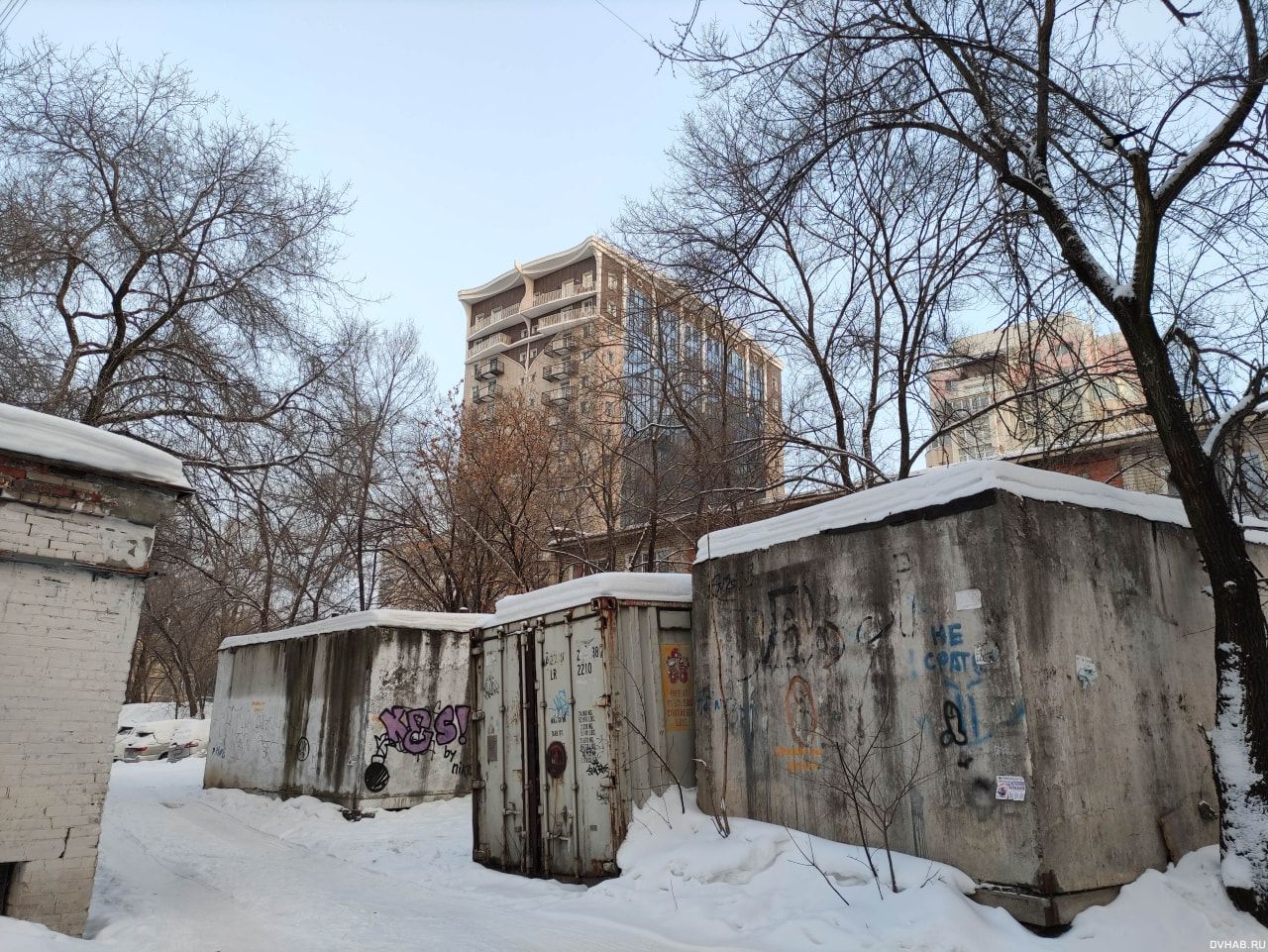 DVHAB на районе: помыться, напиться и очнуться в «мочалке» на Мухина (ФОТО)  — Новости Хабаровска