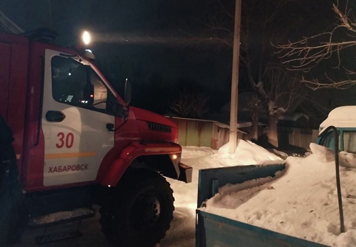 Бабушка с внучкой погибли в пожаре на улице Наречной (ФОТО) — Новости  Хабаровска