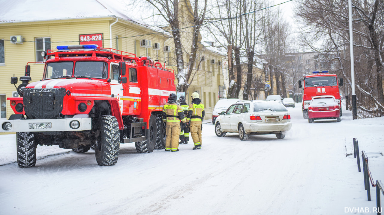 Мужчина погиб при пожаре в частном доме на улице Голубкова — Новости  Хабаровска