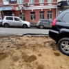 На Тигровой после ремонта электрокабеля осталась большая яма — newsvl.ru