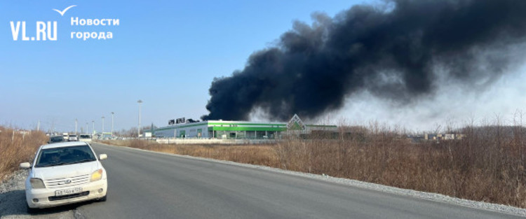 Опубликовано ещё одно видео взрыва на Пискарёвском после прилёта дрона