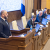 Мэр города выступает с отчётом — newsvl.ru