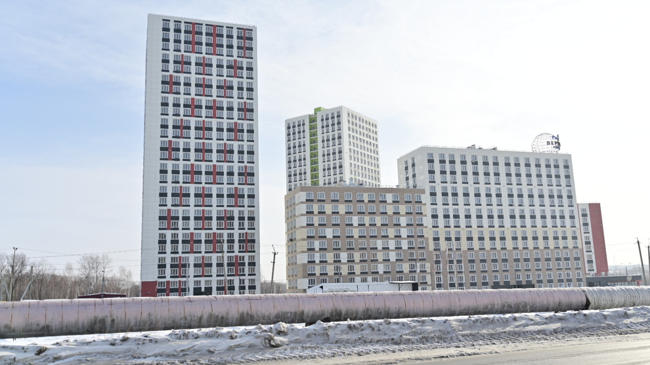 Парковка в грязи: автомобили некуда ставить жителям нового ЖК — Новости  Хабаровска