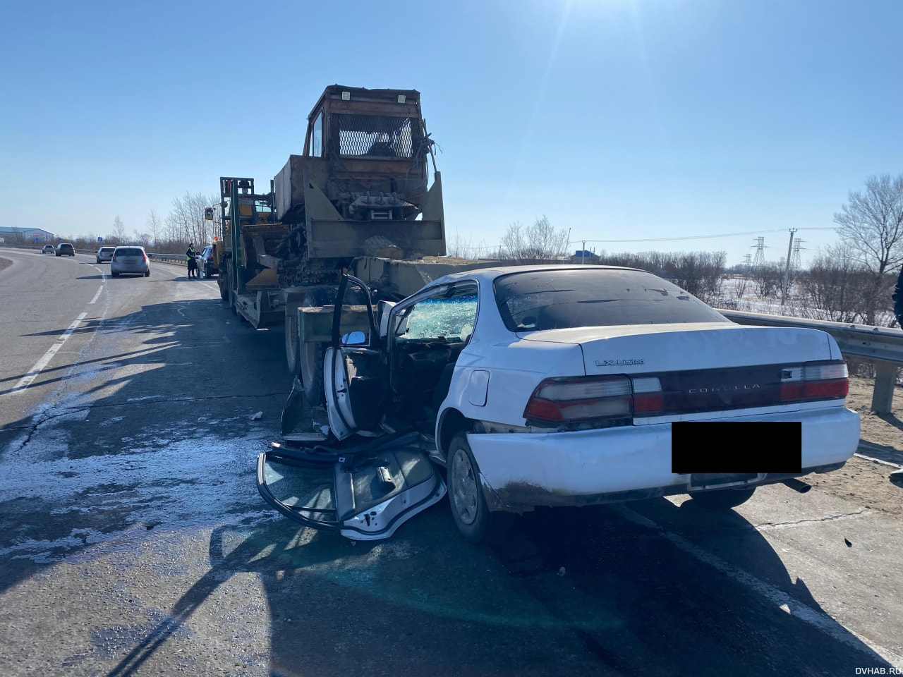 Toyota Corolla протаранила грузовик у поселка Приамурский (ФОТО) — Новости  Хабаровска