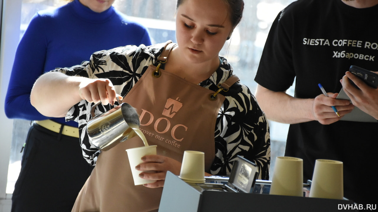 партнеры автосервиса. судомеханический техникум хабаровск. хабаровск хабаровский край самый большой торговый центр. новые магазины хабаровска. продаю машину.