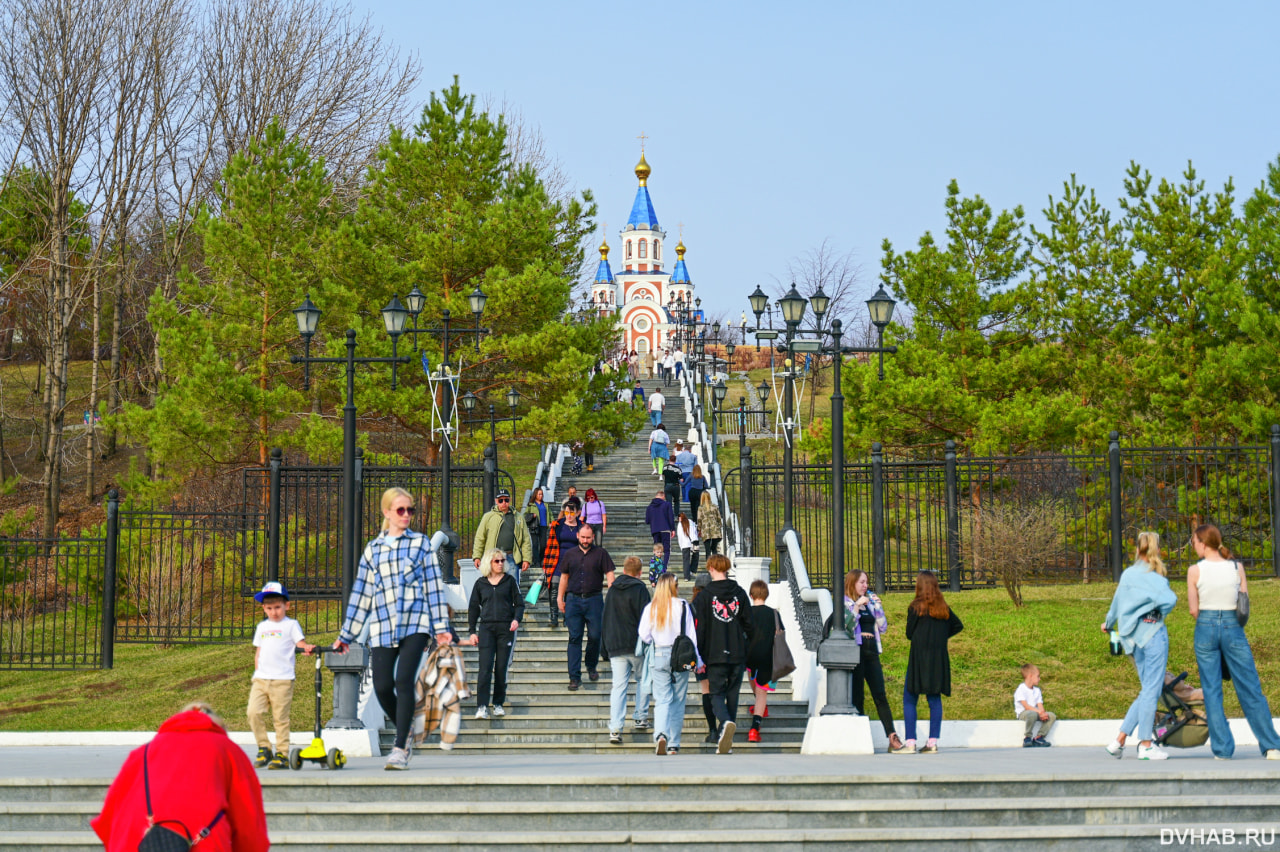 Внеплановым летом наслаждаются хабаровчане на набережной (ФОТО; ВИДЕО) —  Новости Хабаровска